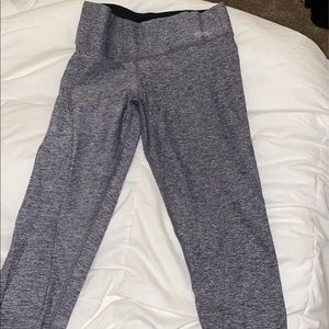 Victoria Secret PINK crop leggings Small